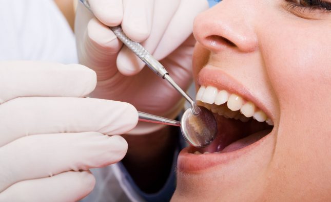 3 Advantages of Teeth Cleaning by a Dentist in Lincoln Square